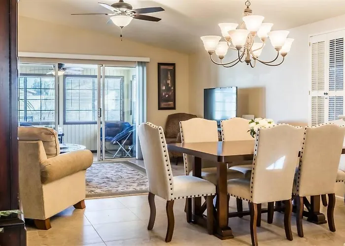 Cozy, Quiet House, Covered Patio Dining, Sun *
